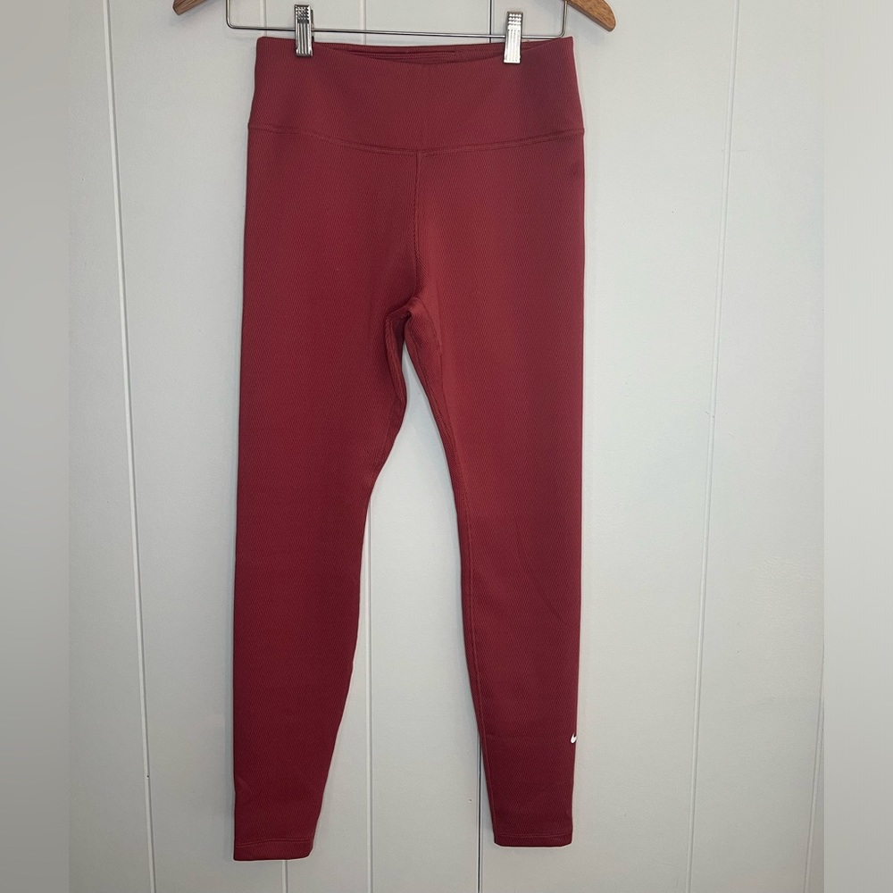 Nike Therma-Fit One High-Waisted 7/8 Leggings Small Pink Print